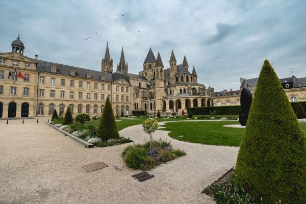 Découvrez caen : votre guide touristique pour un séjour réussi