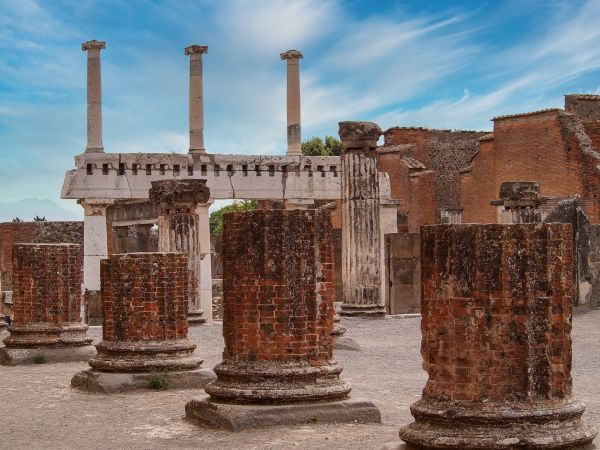 Visiter le vésuve et pompéi : un guide complet pour explorer