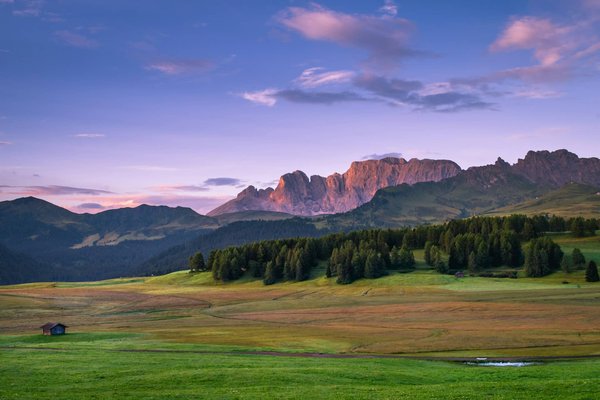 Comment organiser une randonnée à travers les montagnes de l'Altai, Russie : conseils et meilleures saisons ?